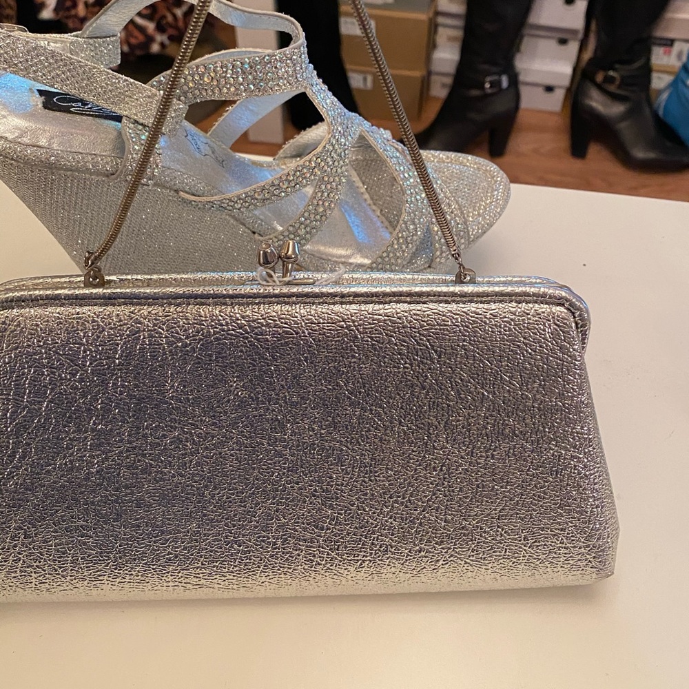 SPARKLE CLUTCH - Picture 2 of 4